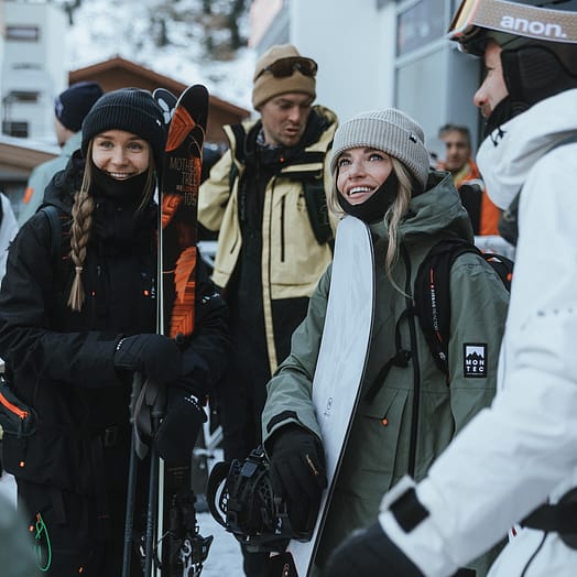 Klant @klarawahlberg in Montec Doom W Snowboard jas Dames Greenish