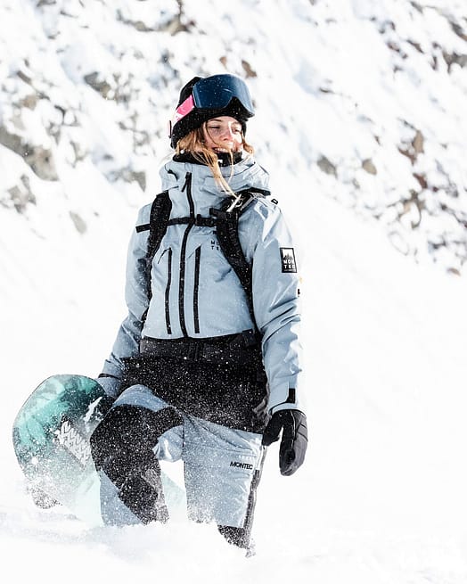 Klant @sarah_bacher_ in Montec Moss W Snowboard jas Dames Soft Blue/Black