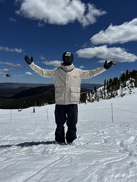 Klant @baumgartner_sam in Dope Acme Snowboard jas Heren Sand
