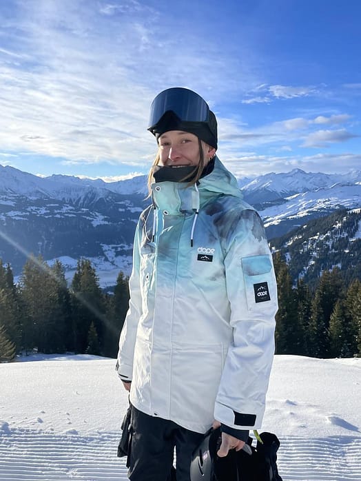 Klant @irinaruegg in Dope Adept W Snowboard jas Dames Surf