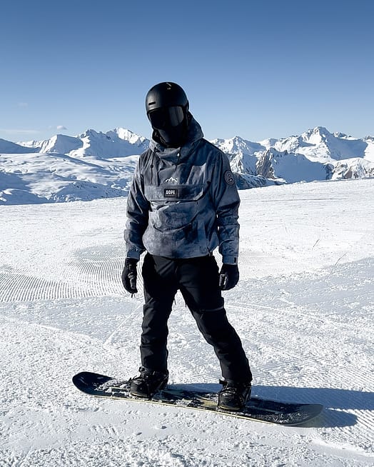 Klant @_jnsvb in Dope Blizzard Snowboard jas Heren Dirt