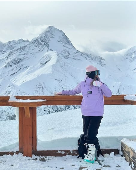 Klant @han_who_travels in Dope Blizzard W Snowboard jas Dames Faded Violet Renewed