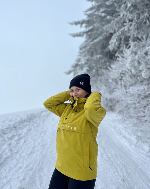 Klant @anne_gelacakova in Dope Legacy W Snowboard jas Dames Yellow