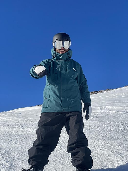 Klant @seb.on.snow in Dope Adept Snowboard jas Heren Bottle Green