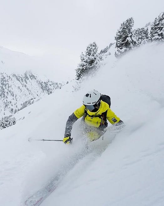 Klant @vickanwahlen in Montec Doom W Snowboard jas Dames Bright Yellow/Black/Light Pearl