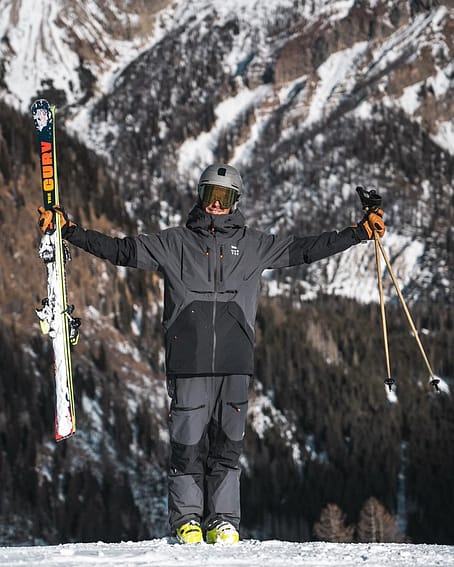 Klant @felixwiemers in Montec Arch Snowboard jas Heren Metal Blue/Black