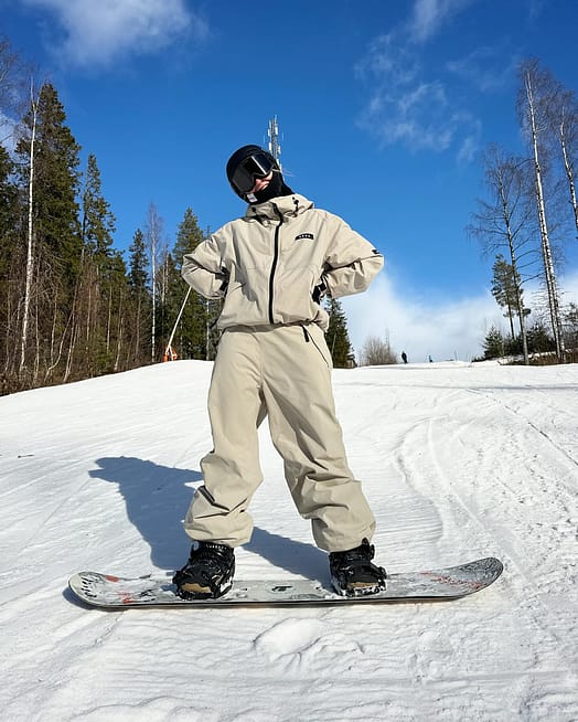 Klant @ellenannalisa in Dope Spartan W Snowboard jas Dames Sand
