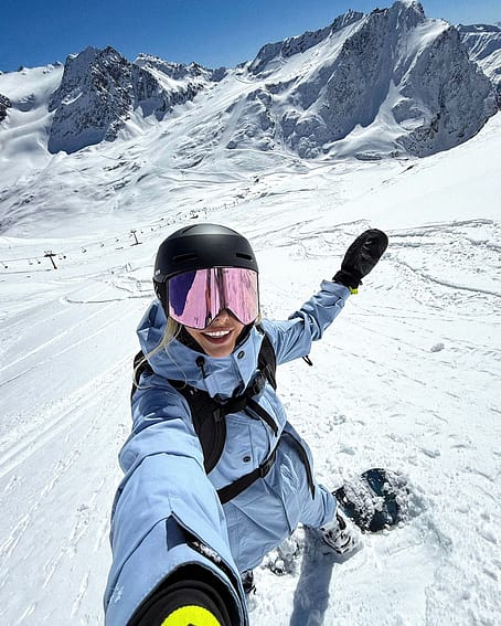 Customer @xagnr in Dope Sight 2023 Ski Goggles Black W/Black Champagne Mirror