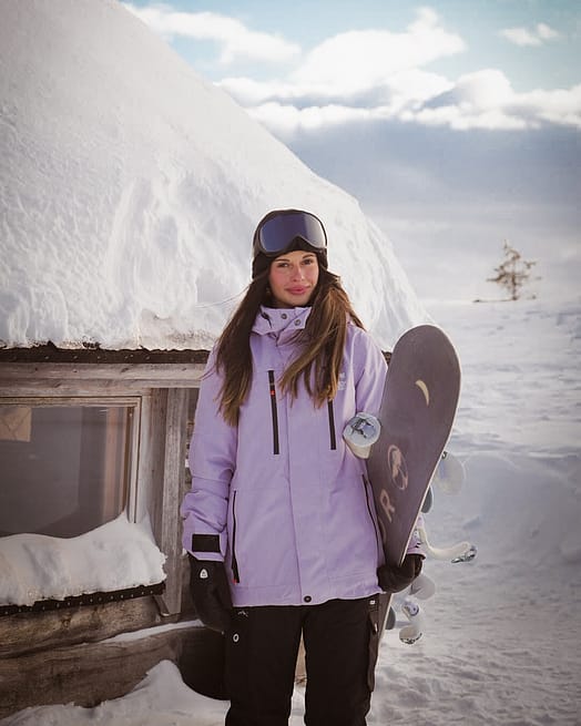 Klant @kamila_novak in Montec Fawk W Snowboard jas Dames Faded Violet