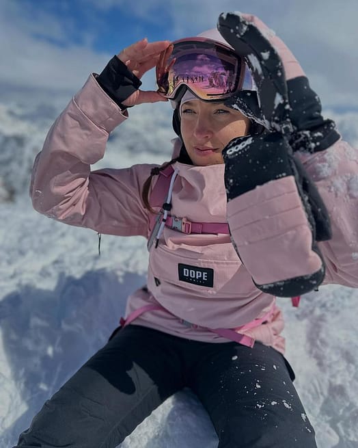 Cliente @ladus.dvorakova in Dope Blizzard W Giacca Snowboard Donna Soft Pink