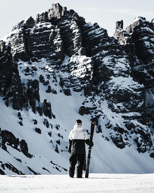 Client @andi_jenewein dans Montec Doom Veste Snowboard Homme Light Grey/Black/Dark Atlantic
