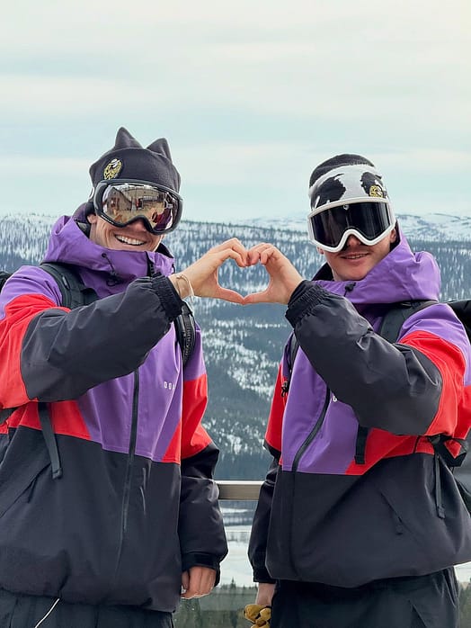 Klient @lukas.muellauer w Dope Spartan Kurtka Narciarska Mężczyźni Sport Vivid Purple/Red/Black