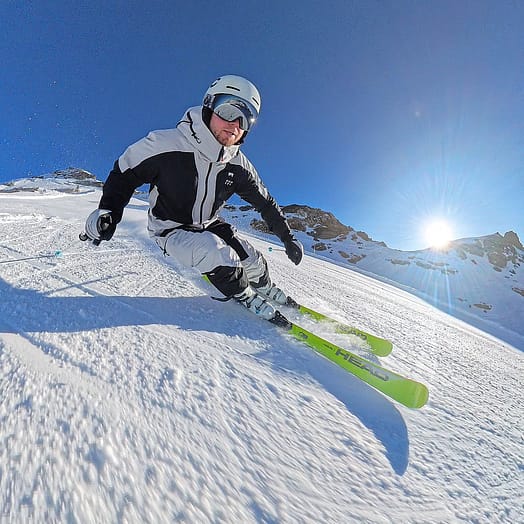 Customer @srienc.c in Montec Morpheus Ski Jacket Men Light Grey/Black