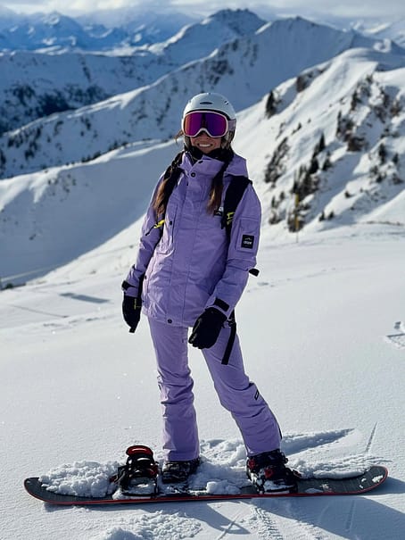 Client @toni_knr dans Dope Con W Pantalon de Snowboard Femme Faded Violet Renewed