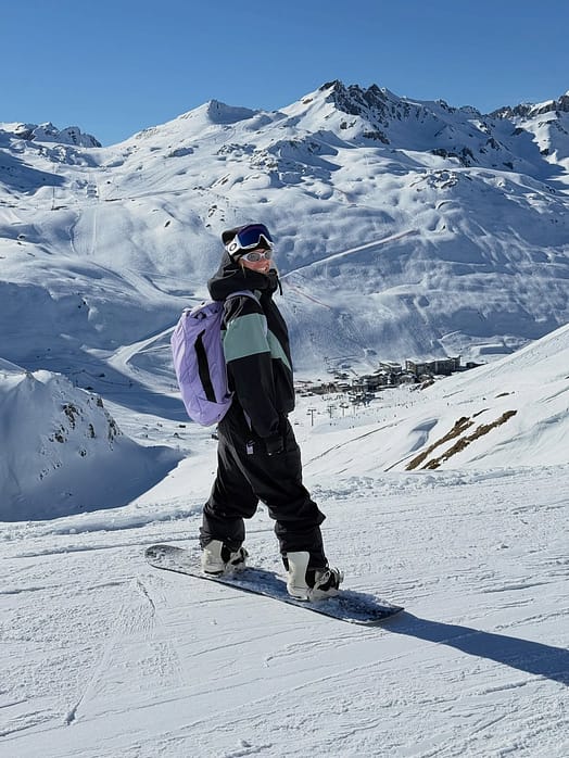 Client @melinamerkhoffer dans Dope Spartan W Veste Snowboard Femme Spike Black/Faded Green Renewed