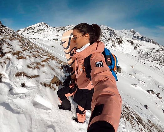Zákazník @eri_franz v Montec Moss W 21 Bunda na Snowboard Dámské Pink/Black Renewed