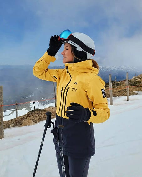 Klant @montse810 in Montec Moss W 2020 Ski jas Dames Yellow/Black