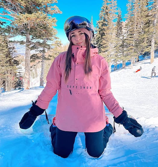 Klient @celinehoyle w Dope Legacy W 21 Kurtka Snowboardowa Kobiety Pink