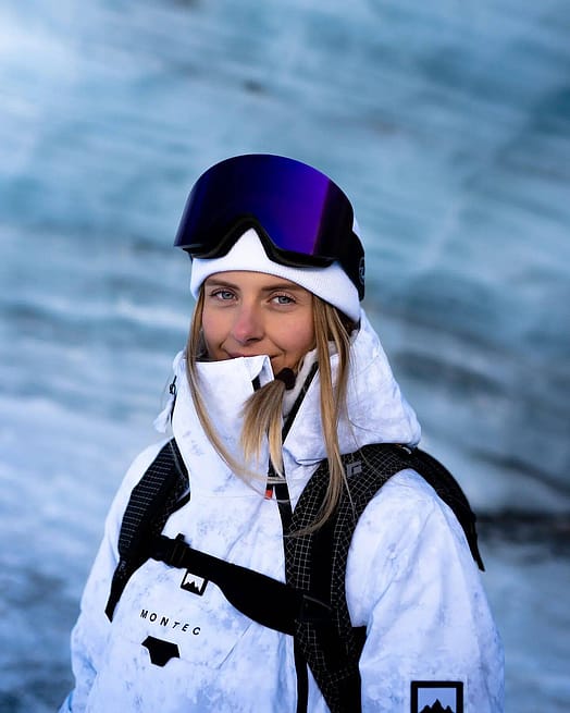 Zákazník @mcgosza v Montec Doom W 21 Bunda na Snowboard Dámské White Tiedye