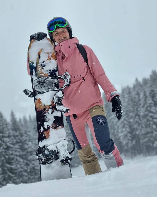 Klient @susievanarem w Dope Legacy W 21 Kurtka Snowboardowa Kobiety Pink