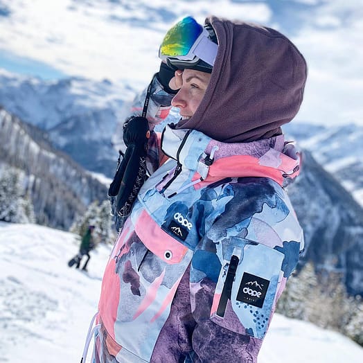 Klient @lucie_motakova w Dope Annok W 21 Kurtka Snowboardowa Kobiety Ink