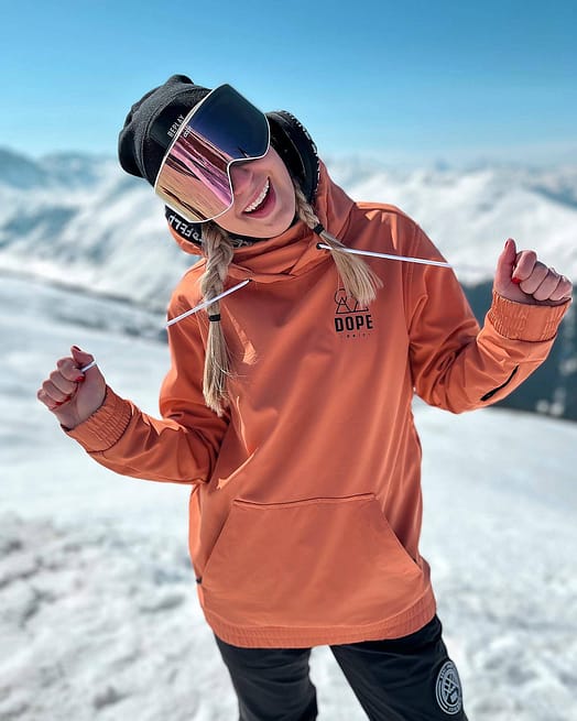 Zákazník @barasimkova v Dope Yeti W 21 Bunda na Snowboard Dámské Rise Peach Renewed