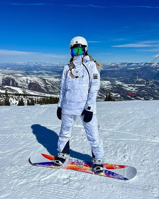 Zákazník @starmelstar7 v Montec Doom W 21 Bunda na Snowboard Dámské White Tiedye