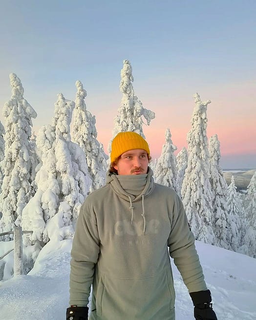 Zákazník @helloitsjesper v Dope Cozy II 21 Fleecová Mikina s Kapucí Pánské Faded Green