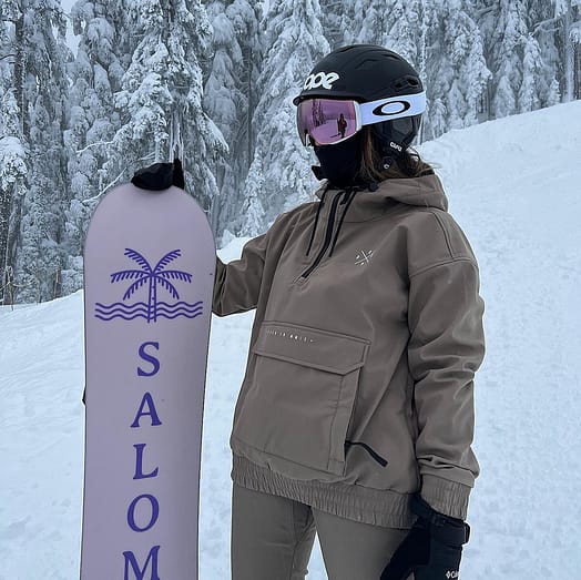 Klant @angelaaregalado in Dope Tigress W Snowboard Broek Dames Walnut