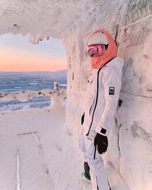 Zákazník @amndariini v Montec Doom W 21 Bunda na Snowboard Dámské White Tiedye