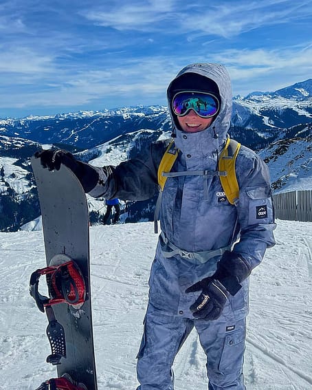 Customer @bartschellekens in Dope Adept Snowboard Jacket Men Dirt