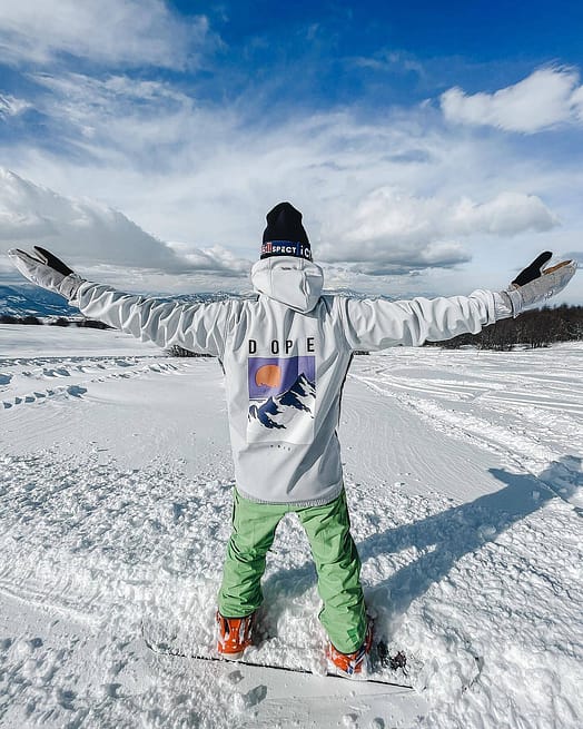 Cliente @andredalo en Dope Yeti 2022 Chaqueta Esquí Hombre Peak Light Grey