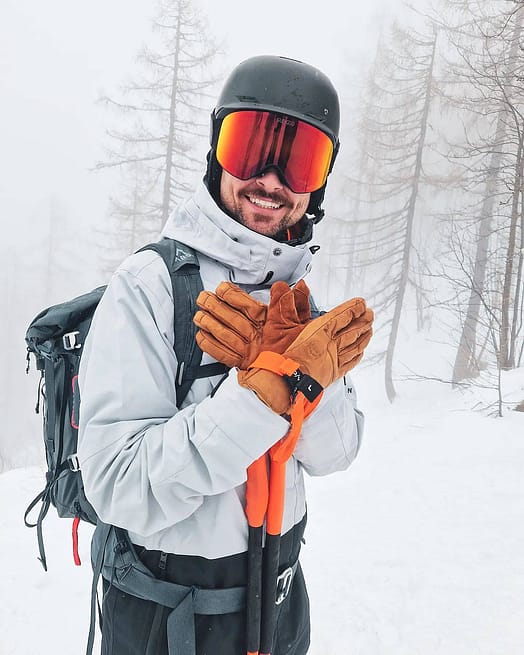 Klant @mario_mitteregger in Montec Fawk Snowboard jas Heren Light Grey/Black