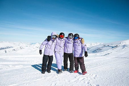 Klant @emmamasq in Dope Adept Snowboard jas Heren Faded Violet