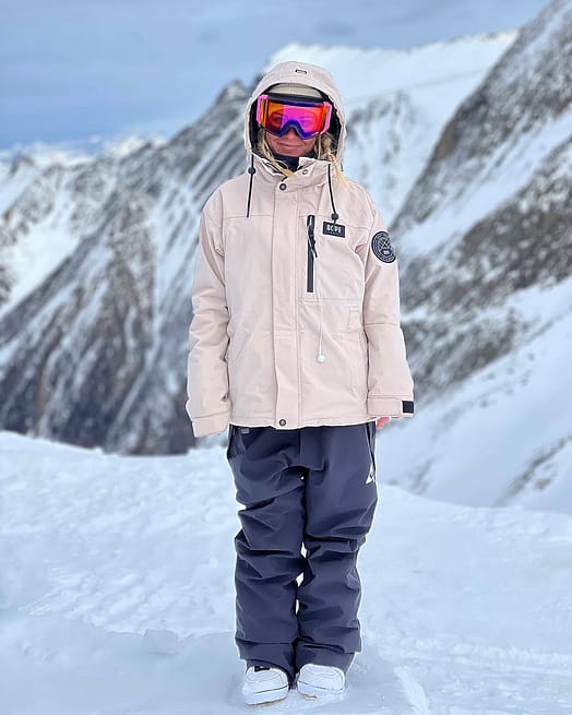 Klant @kailirandmae in Dope Blizzard W Full Zip 24 Snowboard jas Dames Sand