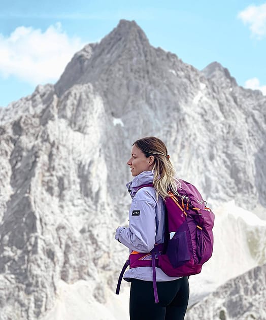 Customer @tjasaceglar in Dope Hiker Light W Outdoor Jacket Women Faded Violet