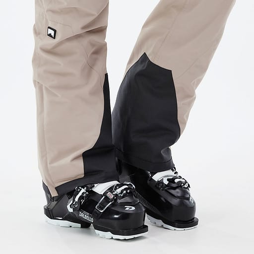 Empeine y dobladillo reforzado Imagen principal del producto,