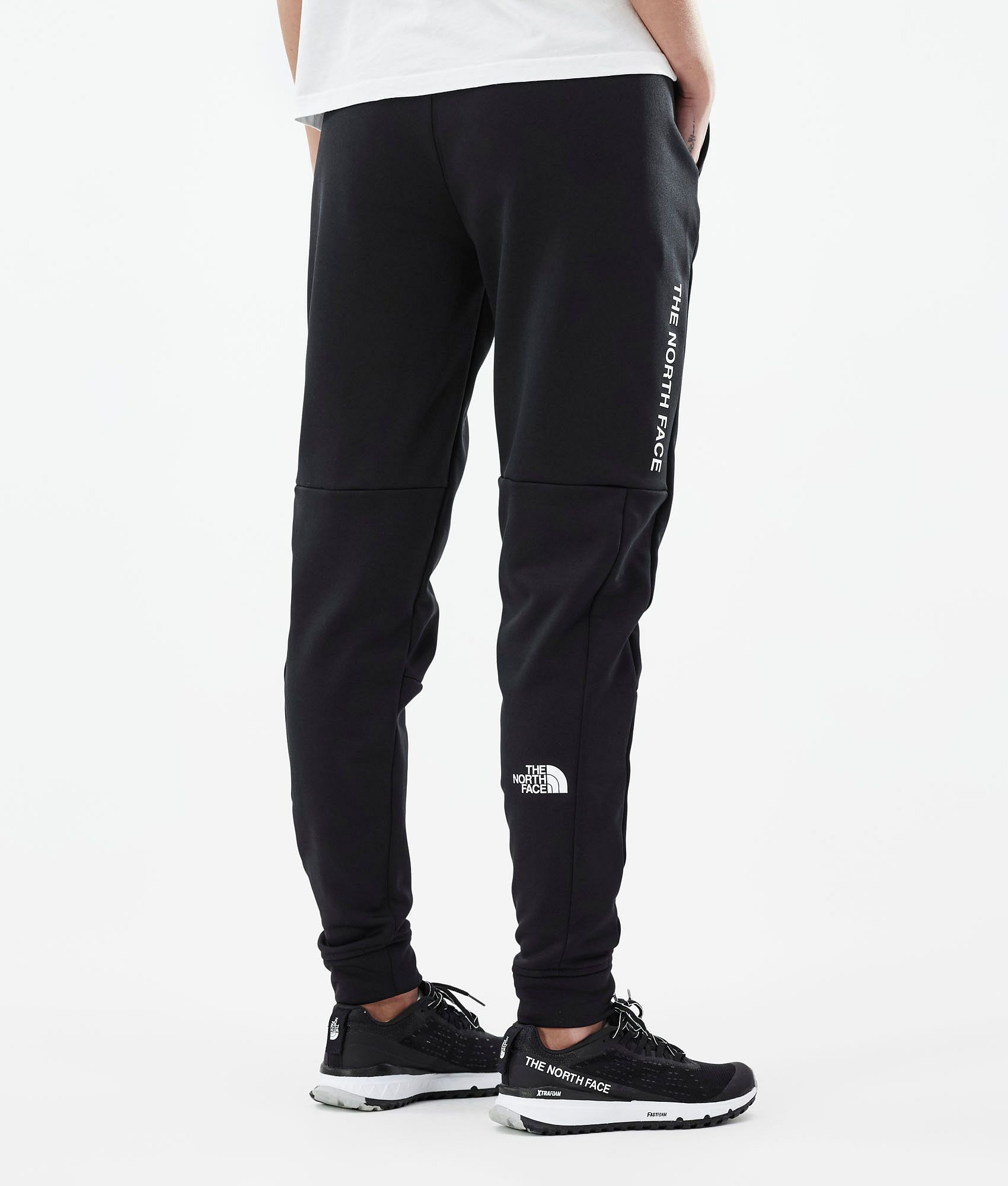 the north face mountain athletics fleece joggers
