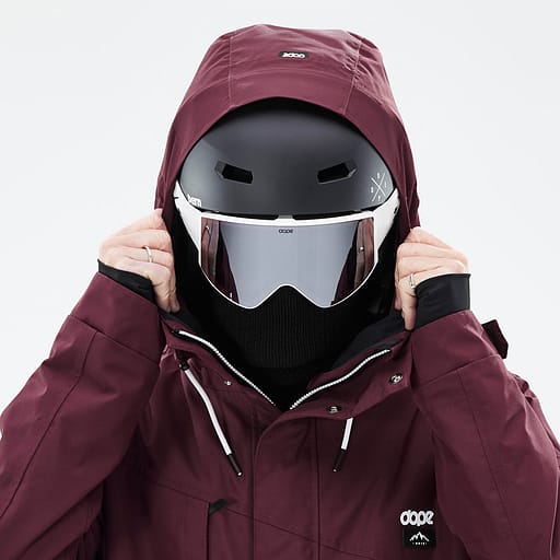 Capuche anti-tempête