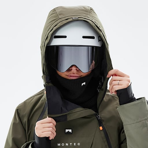 Capuche anti-tempête