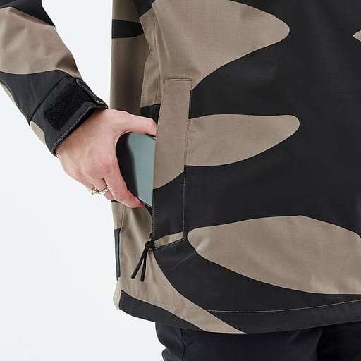 Media Pocket, Image 1 of 2