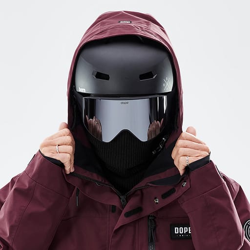 Capuche anti-tempête