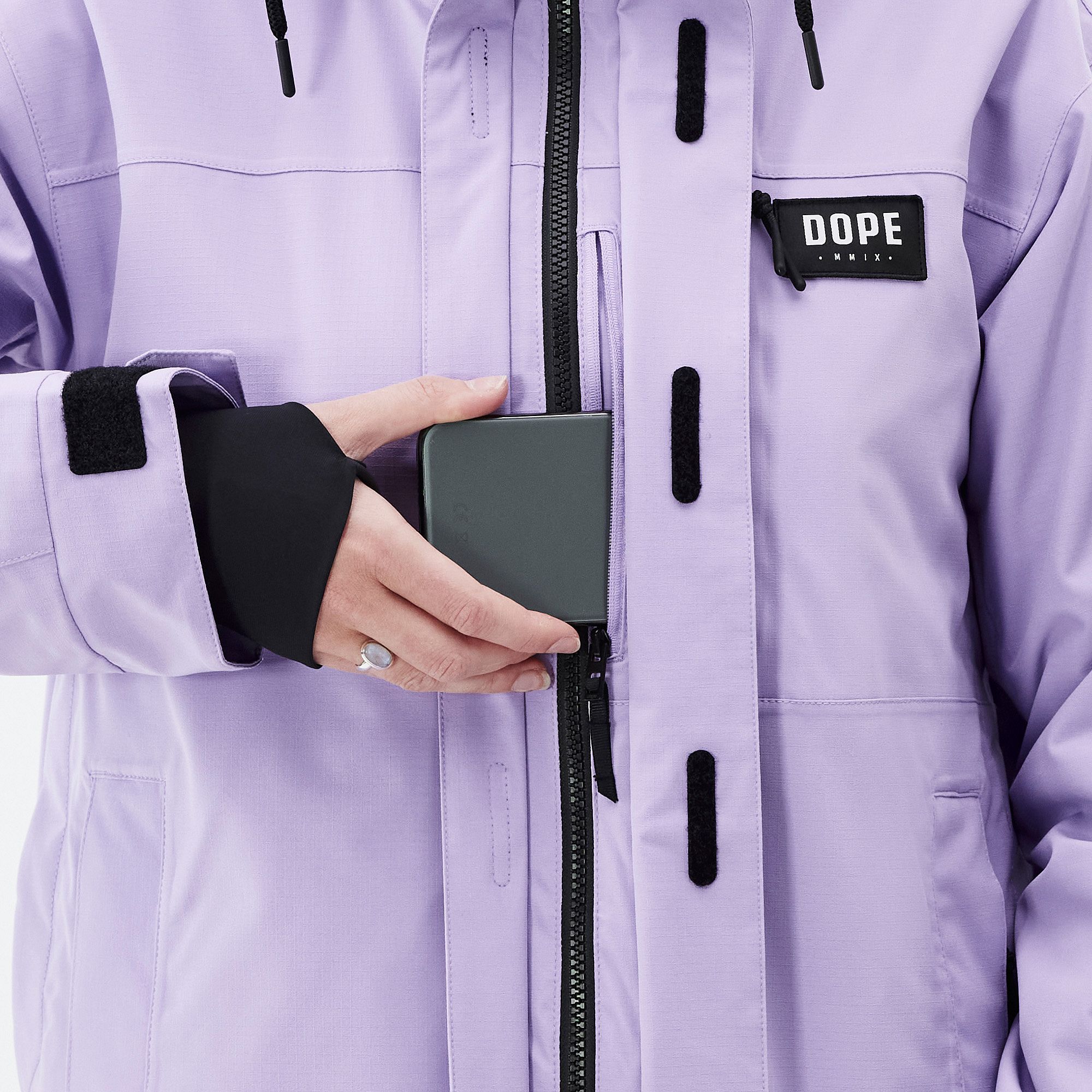 【IONSEOUL】Dope Shining Semi Crop Padding 4FM103 Dope Blizzard W Full Zip Snowboard Jacket Women Blot Violet