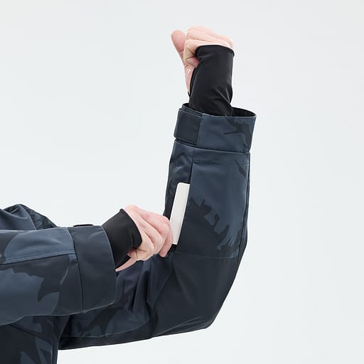 Lift Pass Pocket Main Product Details Image,
