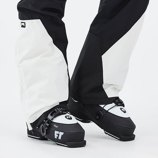 Wzmocnione obszycia i wewnętrzna strona dolnej części nogawek Główne zdjęcie produktu,