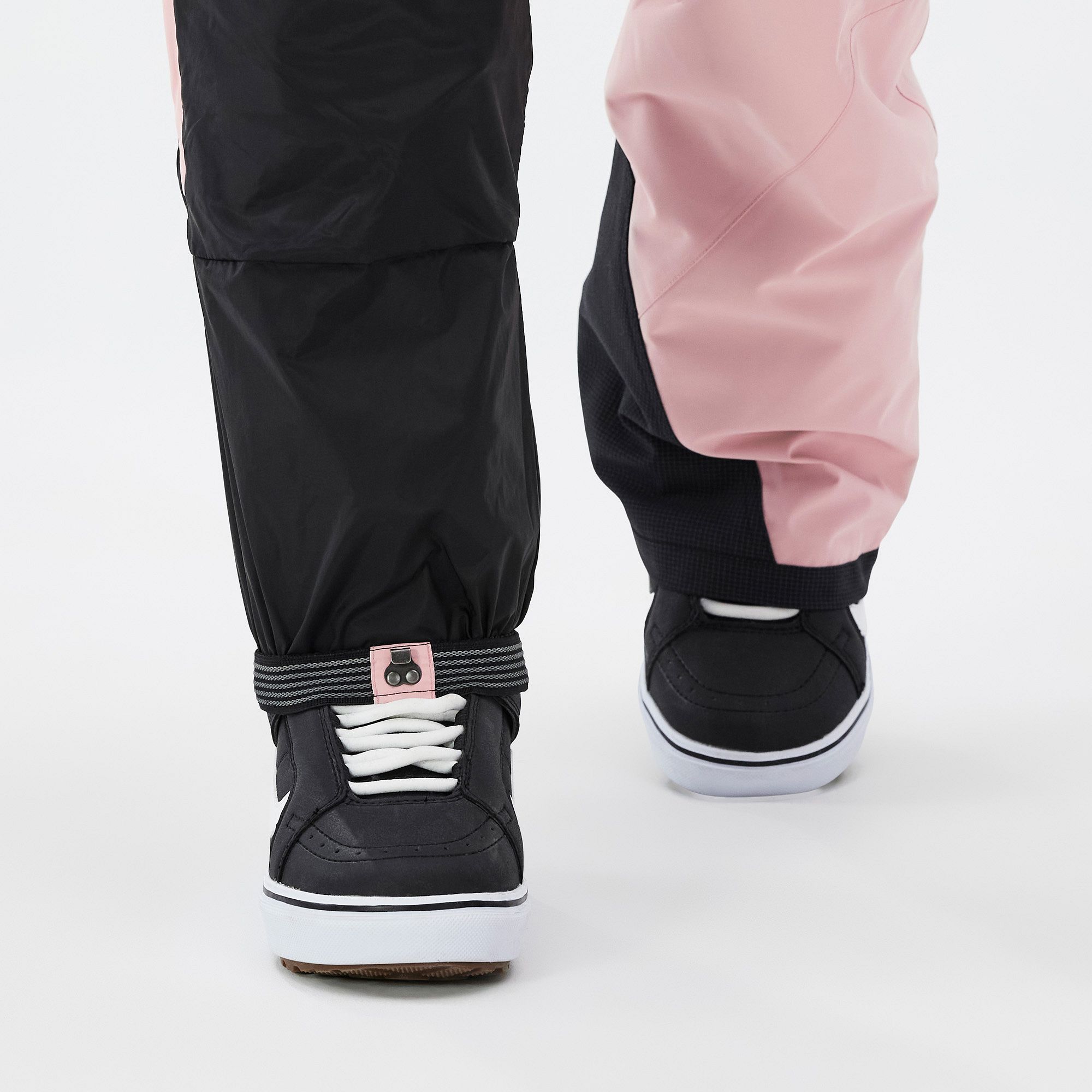Montec Kirin W Snowboard Pants Women Soft Pink | Ridestore.com