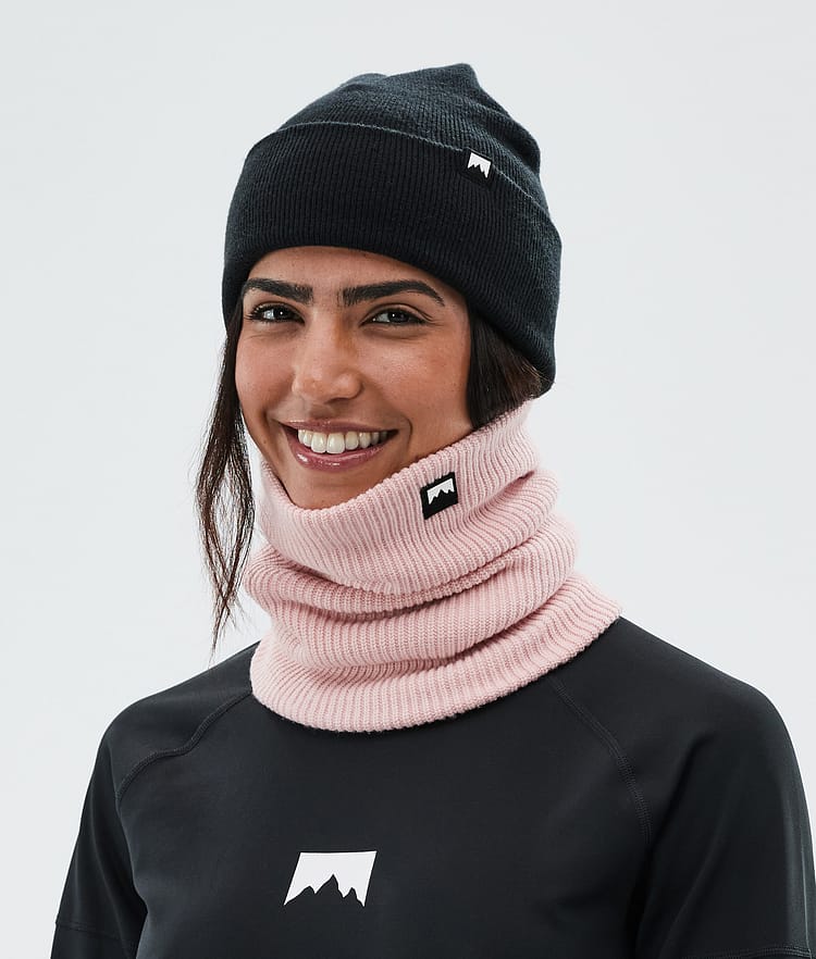 Montec Classic Knitted Facemask Soft Pink, Image 3 of 3