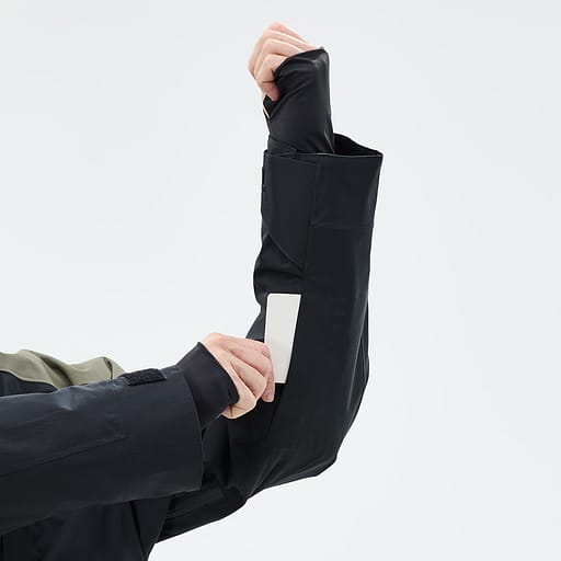 Lift Pass Pocket Main Product Details Image,