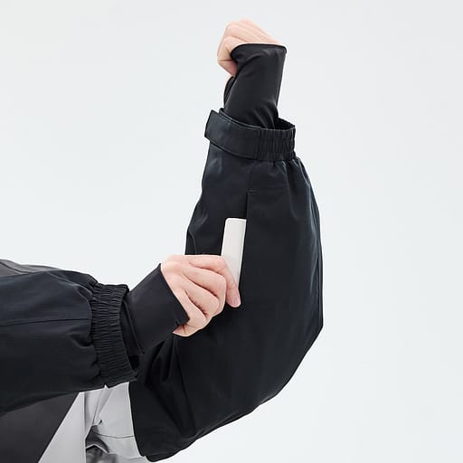 Lift Pass Pocket Main Product Details Image,