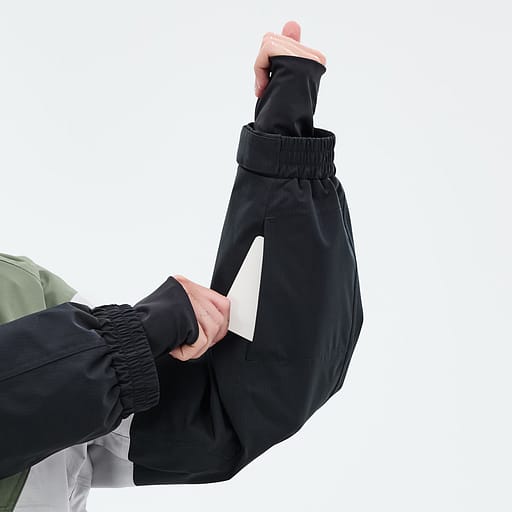Lift Pass Pocket Main Product Details Image,